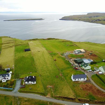 Lachie'S House Villa Staffin Exterior photo